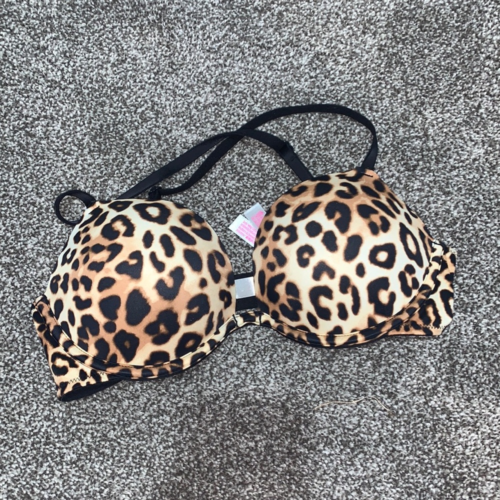 PINK Victoria’s Secret Bra- never worn